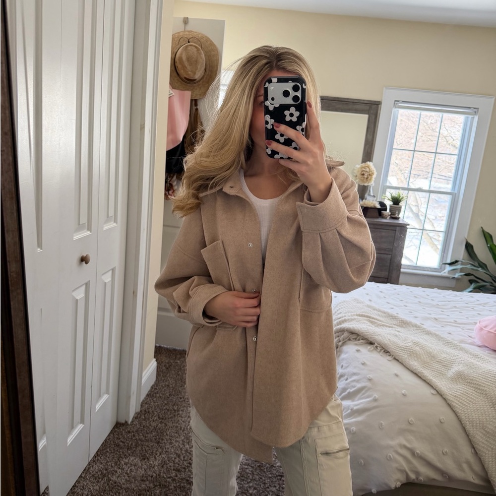 Jacket - Picture 2 of 6